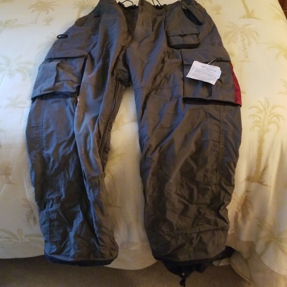 Mens snowboard pants!